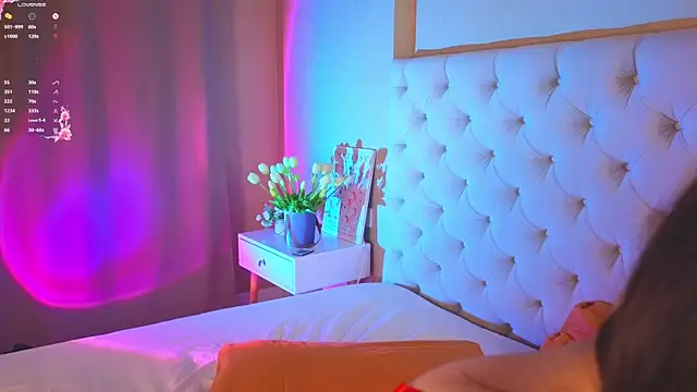 MarciaMarshall online show from September 24, 2025, 10:02 pm