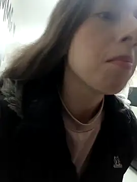 Snapshot of VioletaNova chatting on March 21, 2026, 11:37 am VioletaNova online show from March 21, 2026, 11:37 am