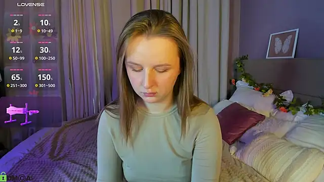 Snapshot of Rina_Panic chatting on April 28, 2026, 2:27 am Rina Panic online show from April 28, 2026, 2:27 am