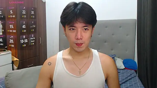 Snapshot of Addictiveboi chatting on October 8, 2025, 3:04 am Addictiveboi online show from October 8, 2025, 3:04 am