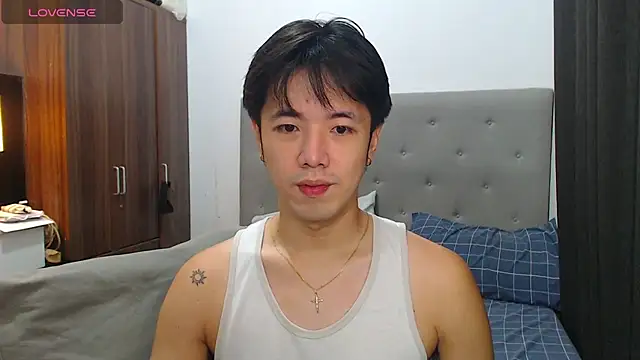 Snapshot of Addictiveboi chatting on October 16, 2025, 1:06 am Addictiveboi online show from October 16, 2025, 1:06 am