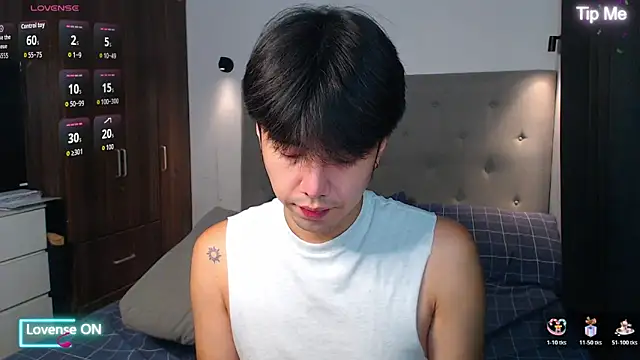 Addictiveboi online show from November 11, 2025, 3:06 am