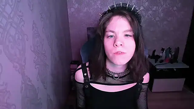 aestheticbeing online show from May 16, 2026, 12:04 pm