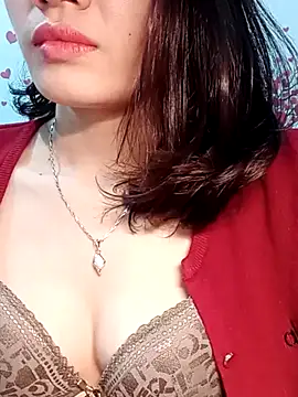 Snapshot of Hinna_x chatting on February 4, 2026, 3:07 pm Hinna x online show from February 4, 2026, 3:07 pm