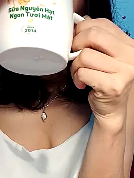 Snapshot of Hinna_x chatting on February 6, 2026, 2:42 pm Hinna x online show from February 6, 2026, 2:42 pm