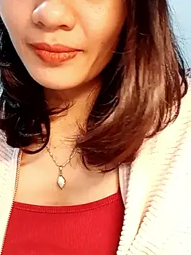 Snapshot of Hinna_x chatting on February 12, 2026, 1:22 am Hinna x online show from February 12, 2026, 1:22 am