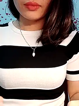 Snapshot of Hinna_x chatting on February 20, 2026, 5:04 am Hinna x online show from February 20, 2026, 5:04 am