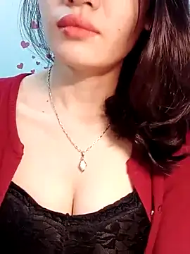 Snapshot of Hinna_x chatting on February 27, 2026, 10:21 pm Hinna x online show from February 27, 2026, 10:21 pm