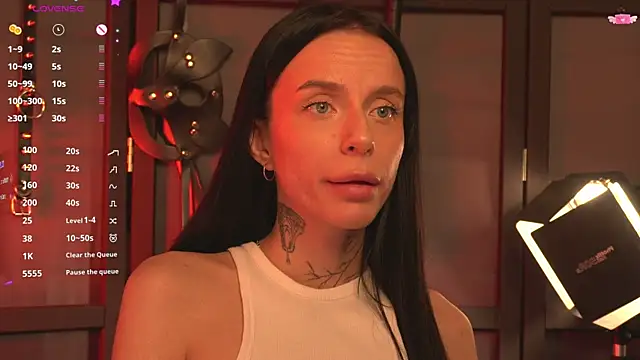 Snapshot of livia_starwars chatting on October 15, 2025, 9:48 pm livia starwars online show from October 15, 2025, 9:48 pm