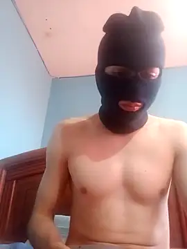 Snapshot of Sebas34_ chatting on September 28, 2025, 6:24 pm Sebas34 online show from September 28, 2025, 6:24 pm