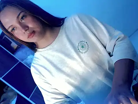 Sweet angelinax online show from October 15, 2025, 4:23 am