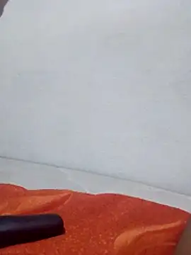 hanna ross27 online show from October 16, 2025, 5:08 am