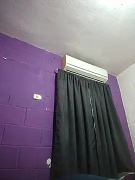 Snapshot of Mounstro3 chatting on December 2, 2025, 12:16 am Mounstro3 online show from December 2, 2025, 12:16 am