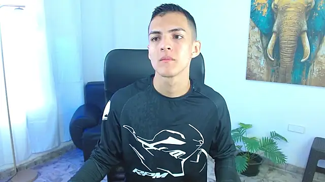 Matiius18 online show from May 22, 2026, 2:01 pm