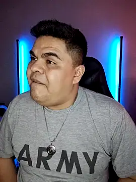 Snapshot of perversus12 chatting on February 23, 2026, 7:39 am perversus12 online show from February 23, 2026, 7:39 am