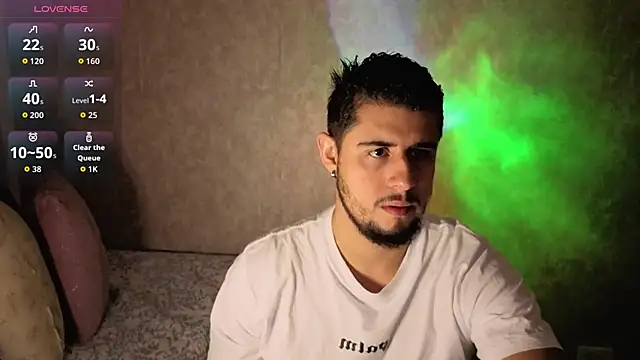 ryan evanss online show from September 18, 2025, 12:51 pm