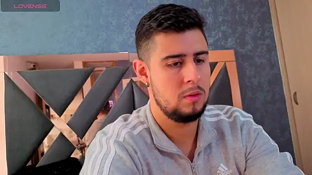 ryan evanss online show from September 26, 2025, 1:26 pm