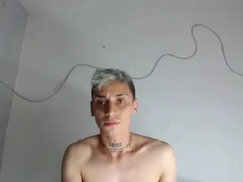 Snapshot of xalejo_max chatting on February 15, 2026, 12:47 pm xalejo max online show from February 15, 2026, 12:47 pm