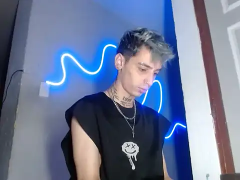 Snapshot of xalejo_max chatting on April 14, 2026, 12:44 pm xalejo max online show from April 14, 2026, 12:44 pm