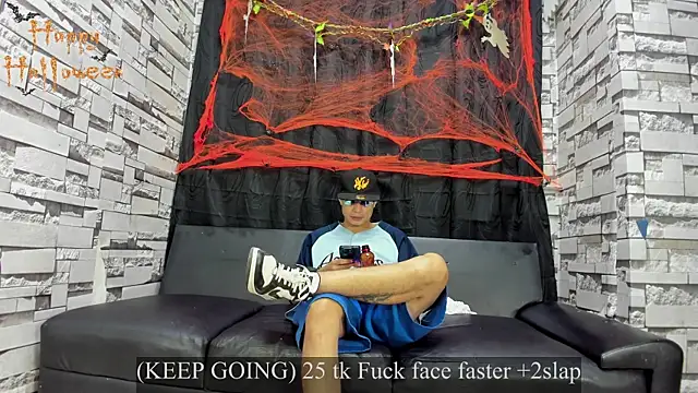 Crazy Cult Sex online show from October 25, 2025, 1:07 pm