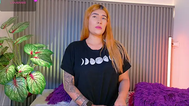 Snapshot of Celeste_Presstigge chatting on September 19, 2025, 8:20 pm Celeste Presstigge online show from September 19, 2025, 8:20 pm
