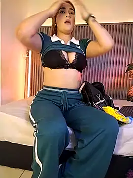Snapshot of Celeste_Presstigge chatting on October 12, 2025, 7:35 pm Celeste Presstigge online show from October 12, 2025, 7:35 pm