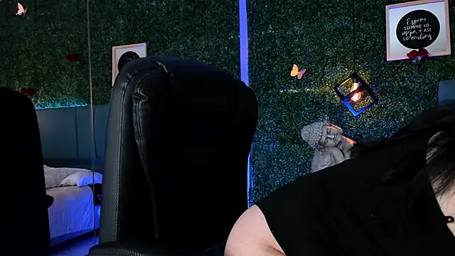 Linagh  online show from February 17, 2026, 11:29 am