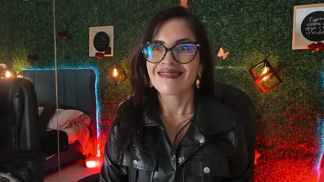 Linagh  online show from March 16, 2026, 11:36 am