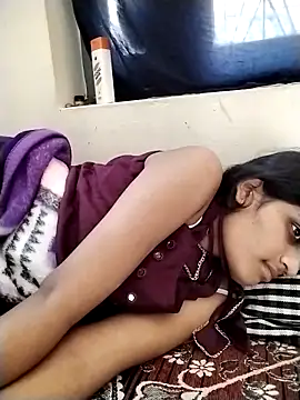 Sofia kuuu online show from October 7, 2025, 5:37 am