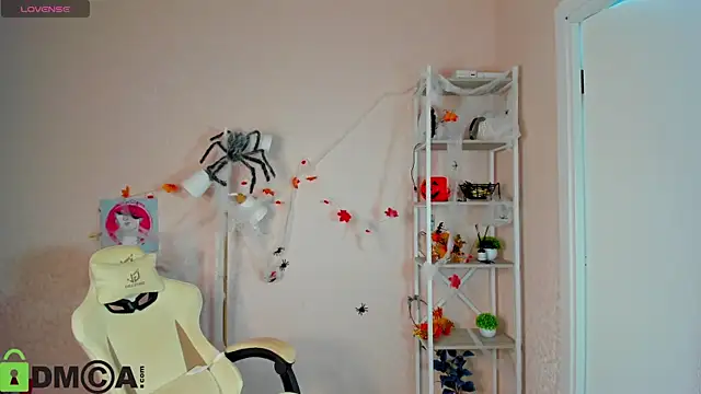 R0cket bunny online show from November 4, 2025, 1:05 am