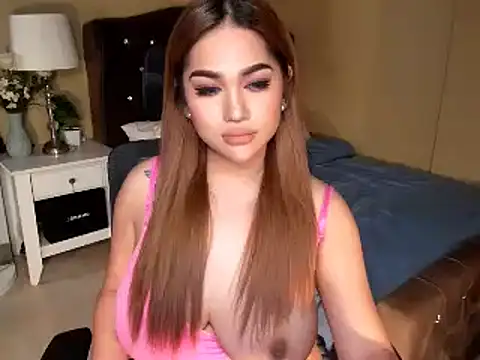 Snapshot of bellaswildcummer chatting on May 22, 2026, 6:53 am bellaswildcummer online show from May 22, 2026, 6:53 am