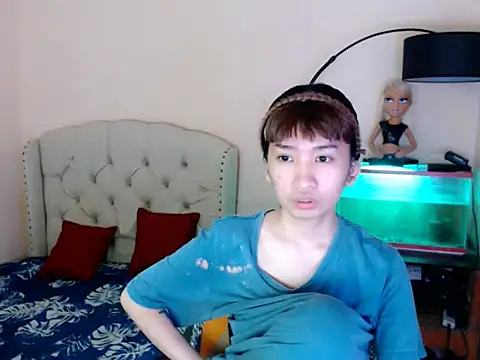 ShantalFoxxy  online show from February 23, 2026, 1:25 am