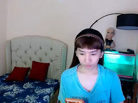 ShantalFoxxy  online show from March 15, 2026, 12:05 am