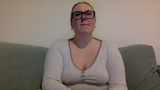 gracelovesxx online show from January 9, 2026, 7:48 pm