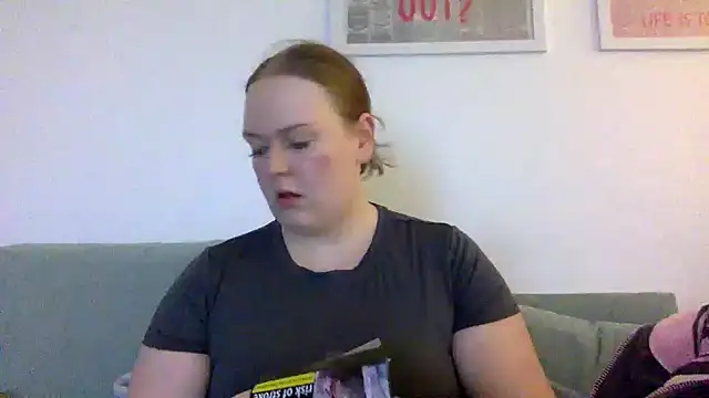 gracelovesxx online show from March 1, 2026, 10:23 pm