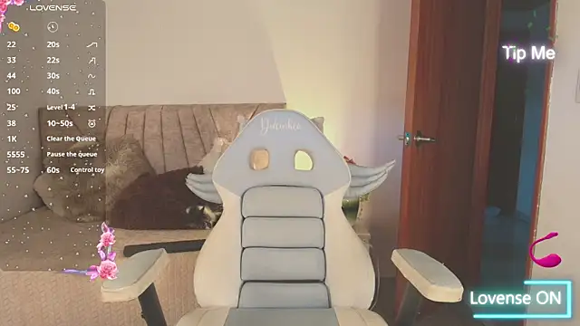 sweet artemiis online show from February 13, 2026, 8:05 pm