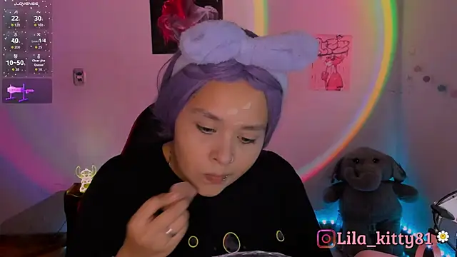 lila kitty81 online show from September 11, 2025, 9:48 pm