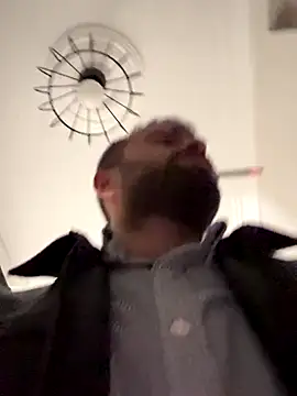 S-kt-et online show from October 18, 2025, 7:53 am