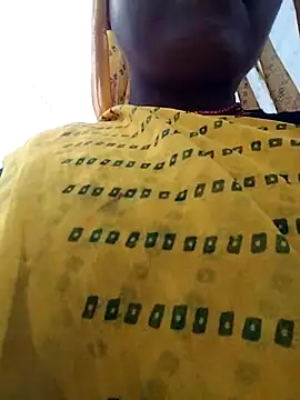 Snapshot of Hot_yasha chatting on October 24, 2025, 8:33 am Hot yasha online show from October 24, 2025, 8:33 am