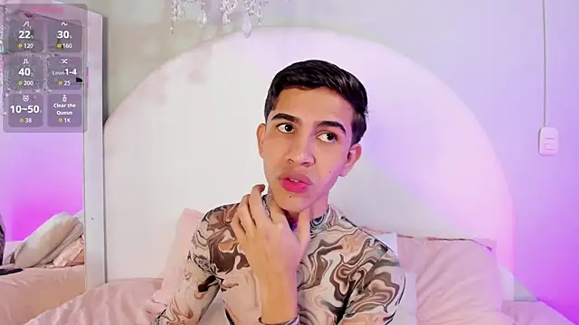 Snapshot of JoshuaSanzz chatting on October 24, 2025, 3:36 am JoshuaSanzz online show from October 24, 2025, 3:36 am