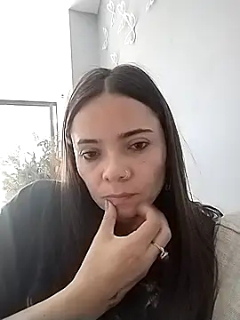 Cami Konor online show from September 13, 2025, 6:29 pm