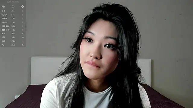 FancyEsten online show from September 16, 2025, 9:54 am