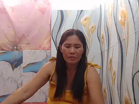 Juicy 69xx online show from April 4, 2026, 7:17 am