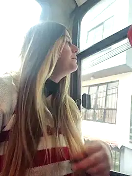 Fernandar2025 online show from March 22, 2026, 3:48 pm