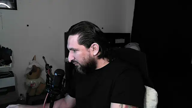 DevilPup75  online show from May 19, 2026, 8:42 am