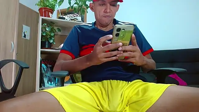 skinny23cm online show from November 26, 2025, 8:43 pm