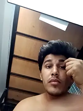 HarryChoudhary21 online show from April 17, 2026, 7:28 pm