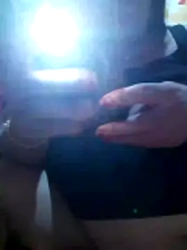 Huge mama69 online show from April 10, 2026, 5:06 pm