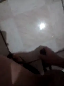 safadoo18 online show from September 12, 2025, 10:32 pm