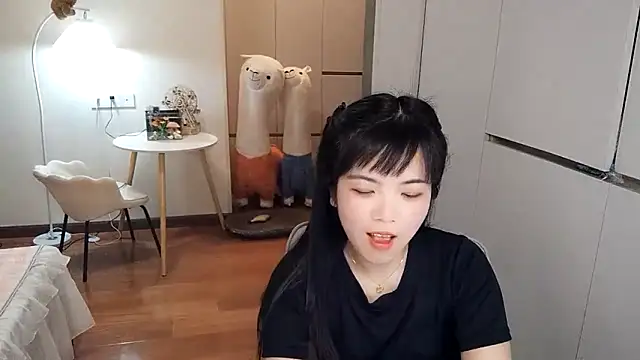 XiaoAnQi online show from October 21, 2025, 12:50 pm